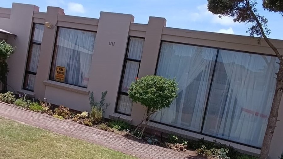 3 Bedroom Property for Sale in Vredenburg Western Cape